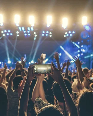 Live concert by Tribeca Festival: Earth, Wind & Fire