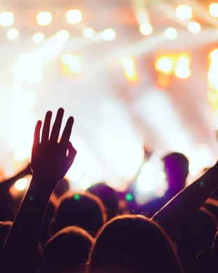 Live Dead and Brothers: The Music of The Dead and Allmans