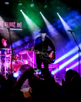 Freddy Jones Band & The Samples