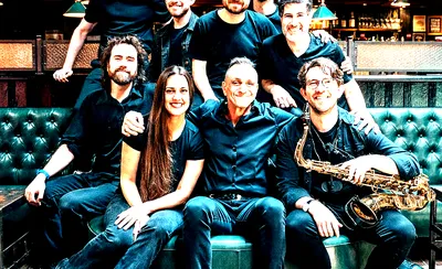 Hank Azaria and the EZ Street Band