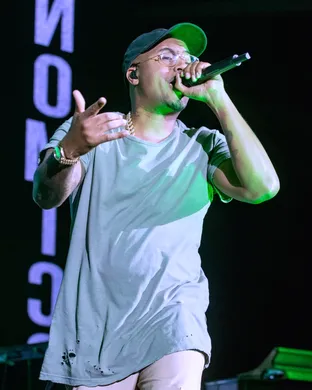 NAS