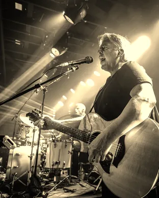Tramps Like Us - Bruce Springsteen Tribute